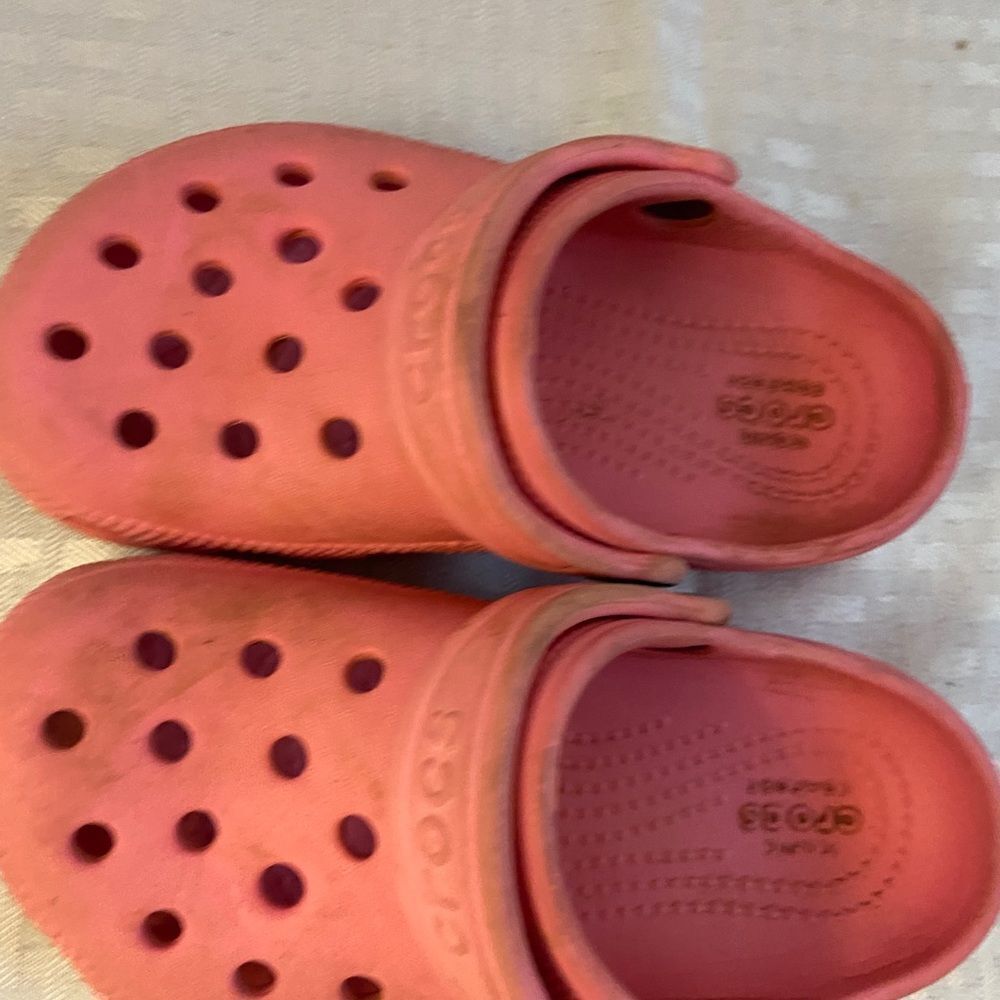 Crocs clogs kids size 10 pink used play‎ shoes